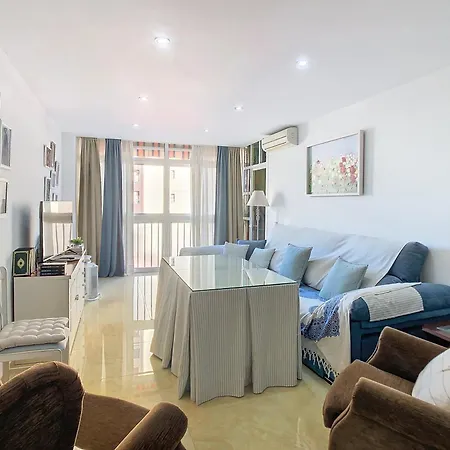 De 3 * Fuengirola